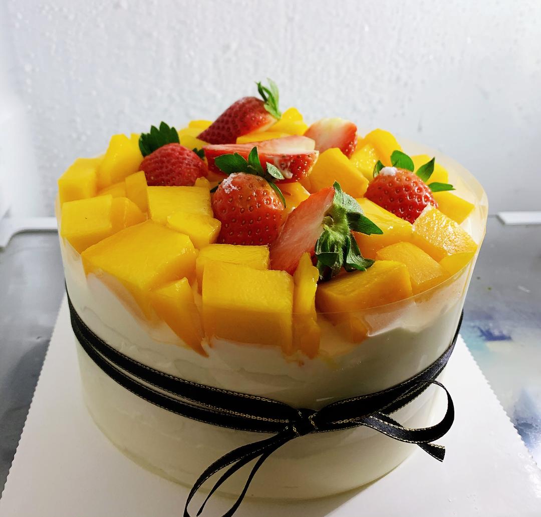 6寸芒果蛋糕