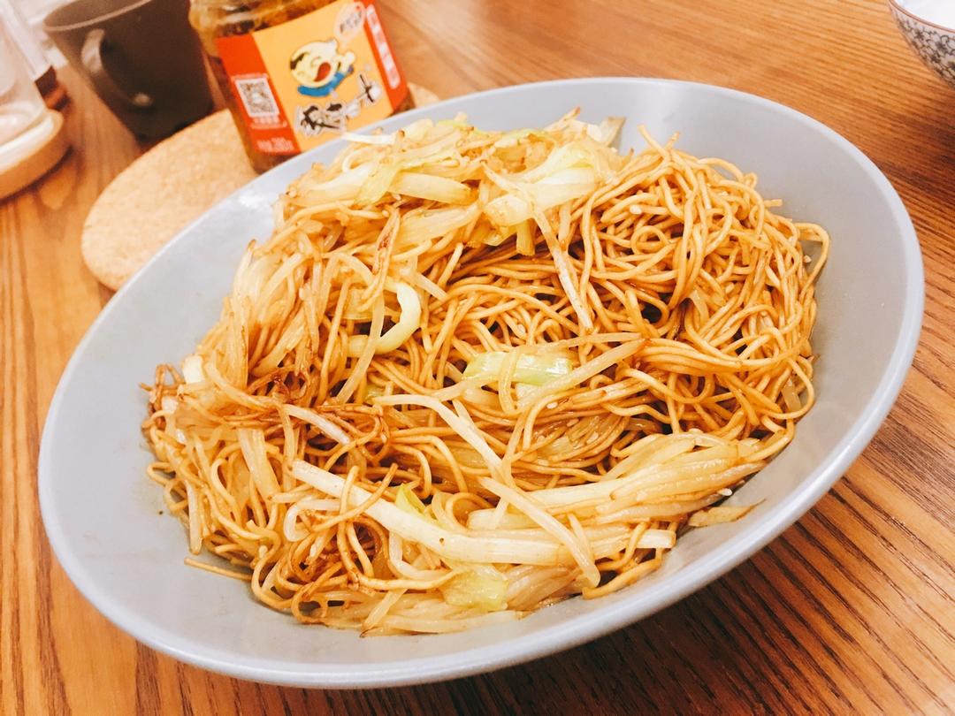 少油条条分明的炒面