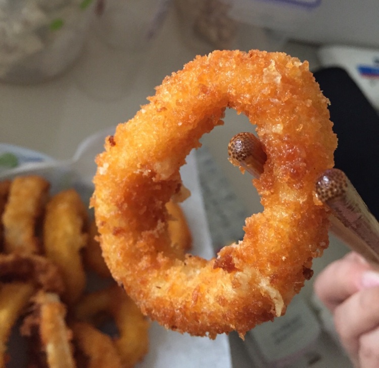 酥炸鱿鱼圈——好吃到停不了口
