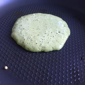 #粗粮细作#低GI嚼感燕麦pancake-无面粉版的做法 步骤4