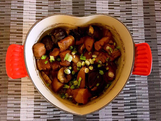板栗红烧肉