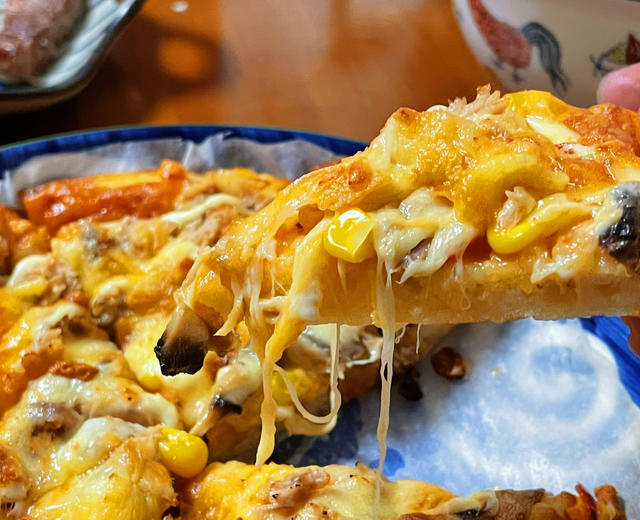 烤箱食谱/金枪鱼牛排披萨🍕的做法