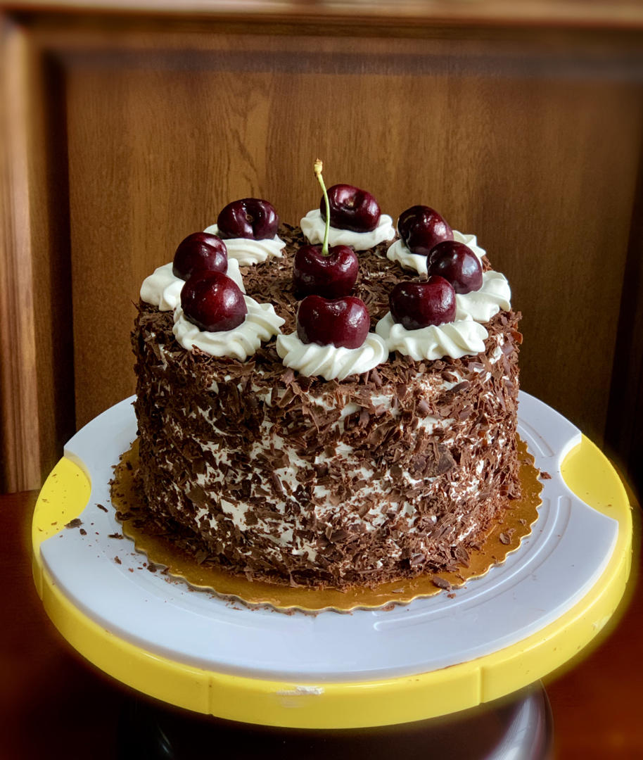 裴4j30做的黑森林蛋糕