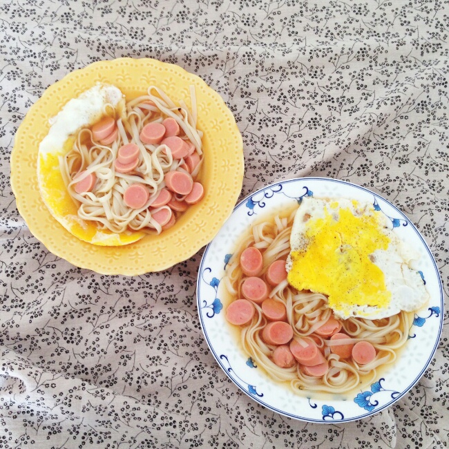 最家常的普通汤面——西红柿鸡蛋龙须面