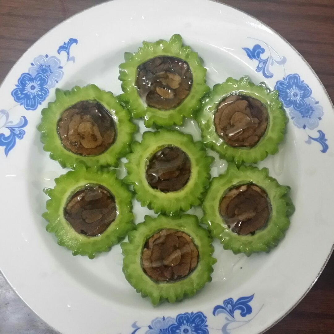 红枣酿苦瓜