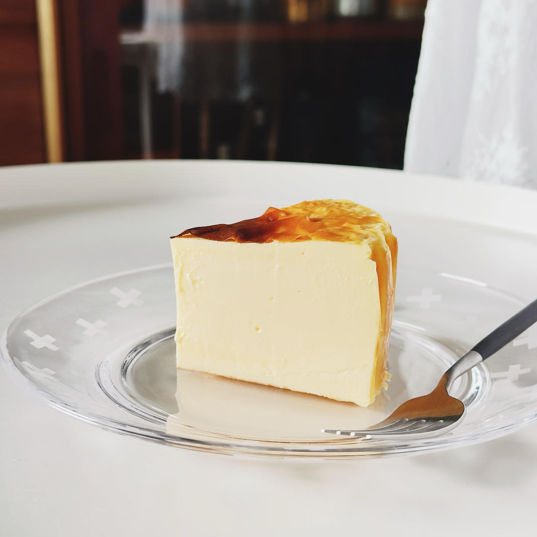 巴斯克芝士蛋糕–from @yuka_cm_cafe