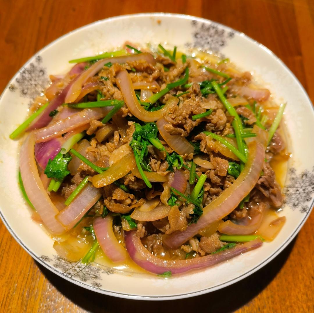 家常孜然洋葱炒羊肉