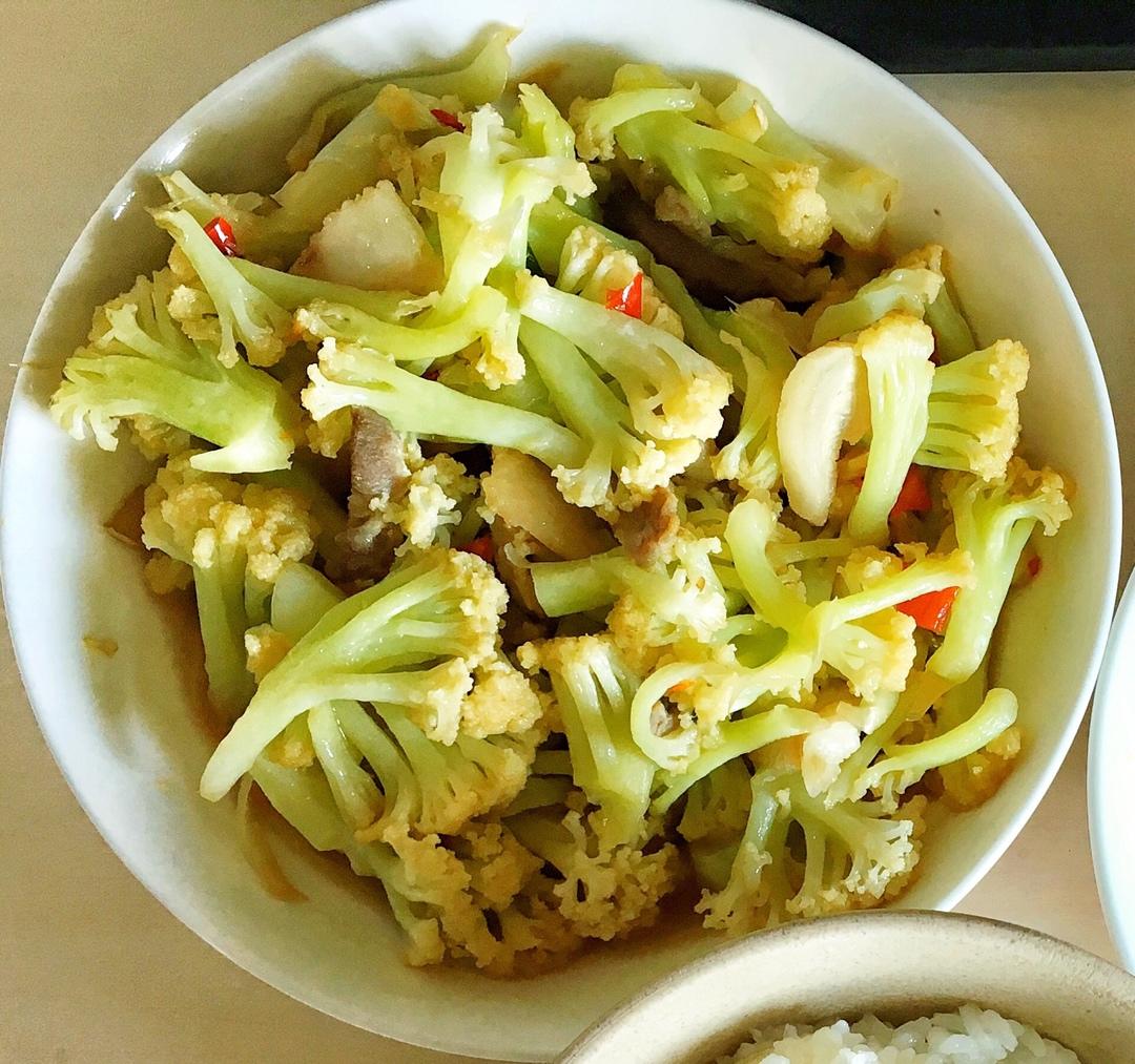 和饭店一个味道的干锅花菜