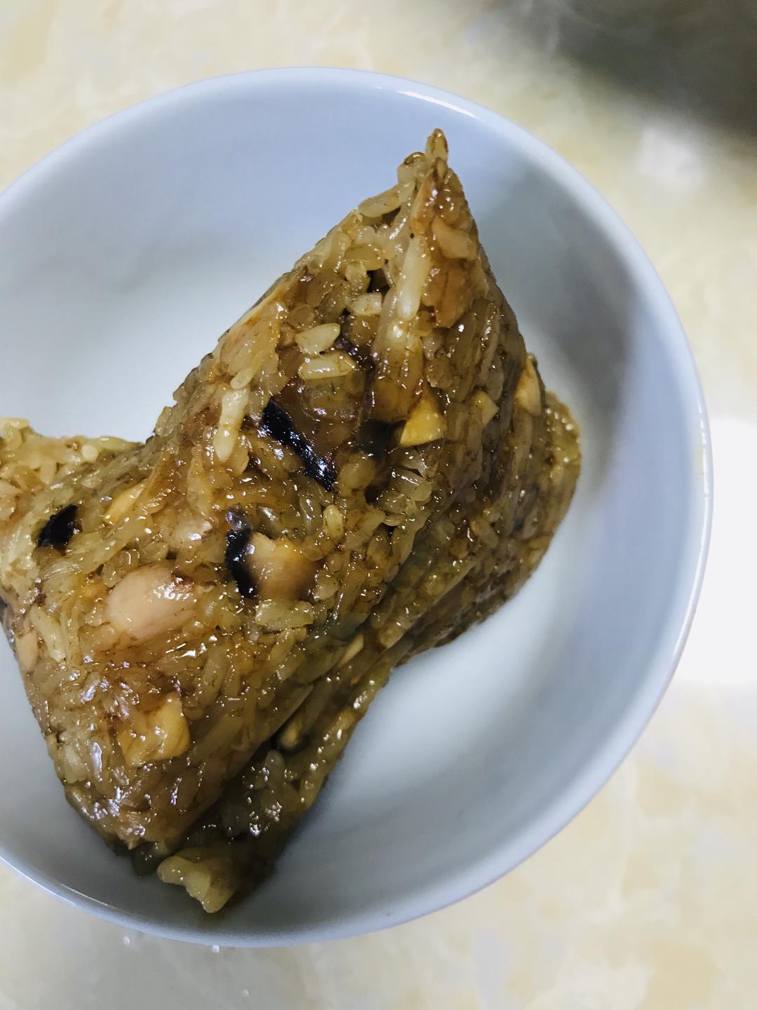 香菇肉粽的做法