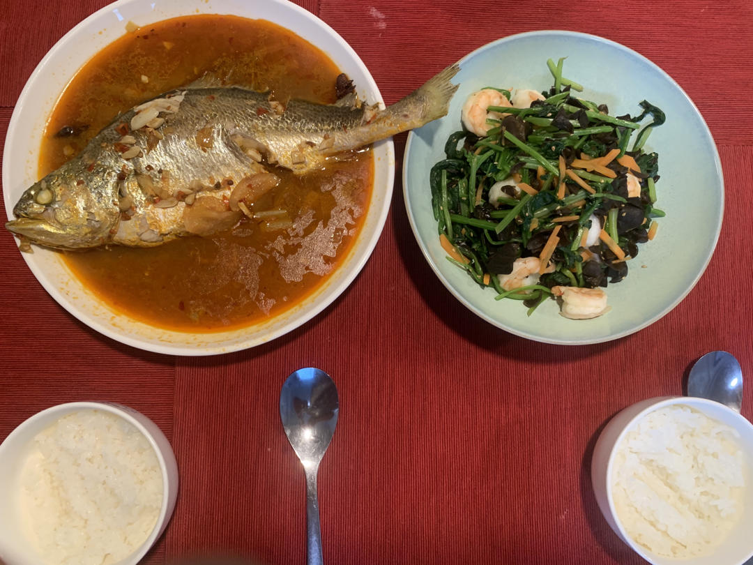 虾仁拌菠菜