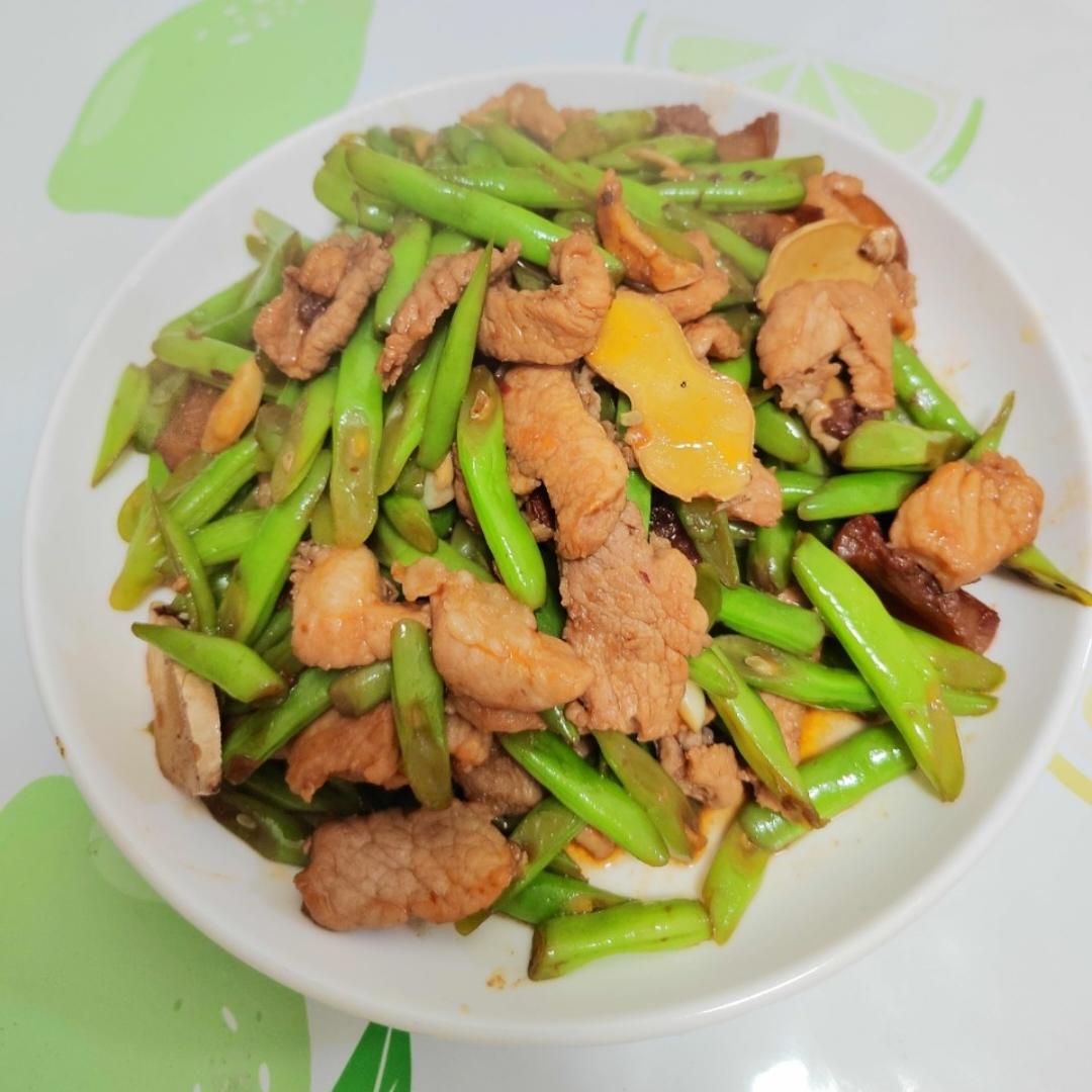 炒肉就得嫩—豆角炒肉（四季豆）