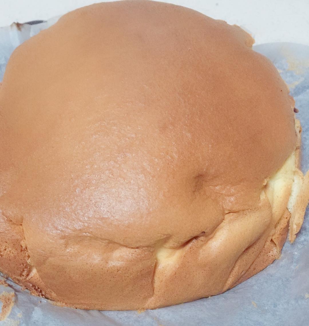 烤箱做蛋糕（戚风蛋糕的做法）