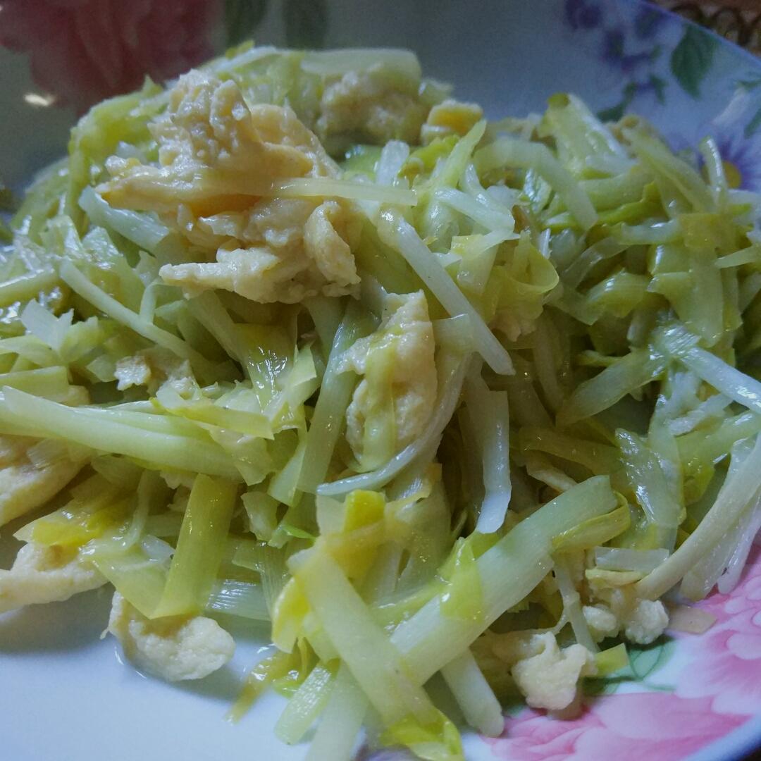 韭黄炒鸡蛋