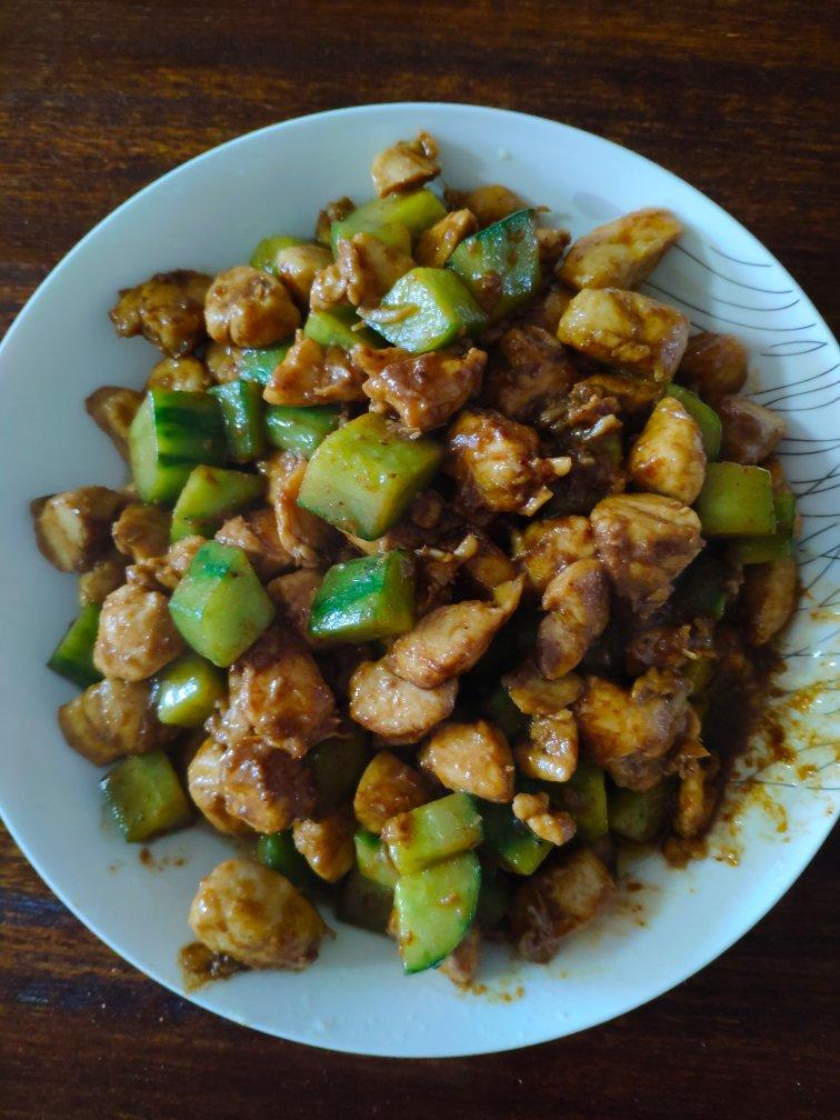 酱爆鸡丁