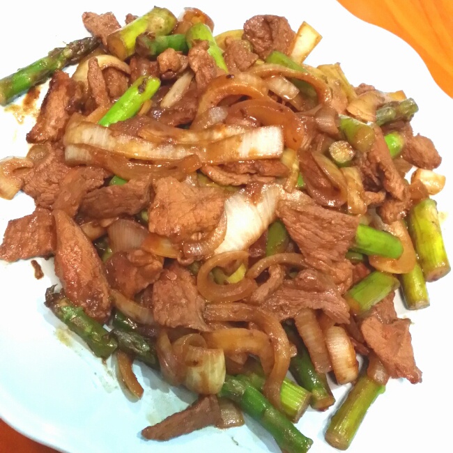 【曼食慢语】蚝油芦笋牛肉粒