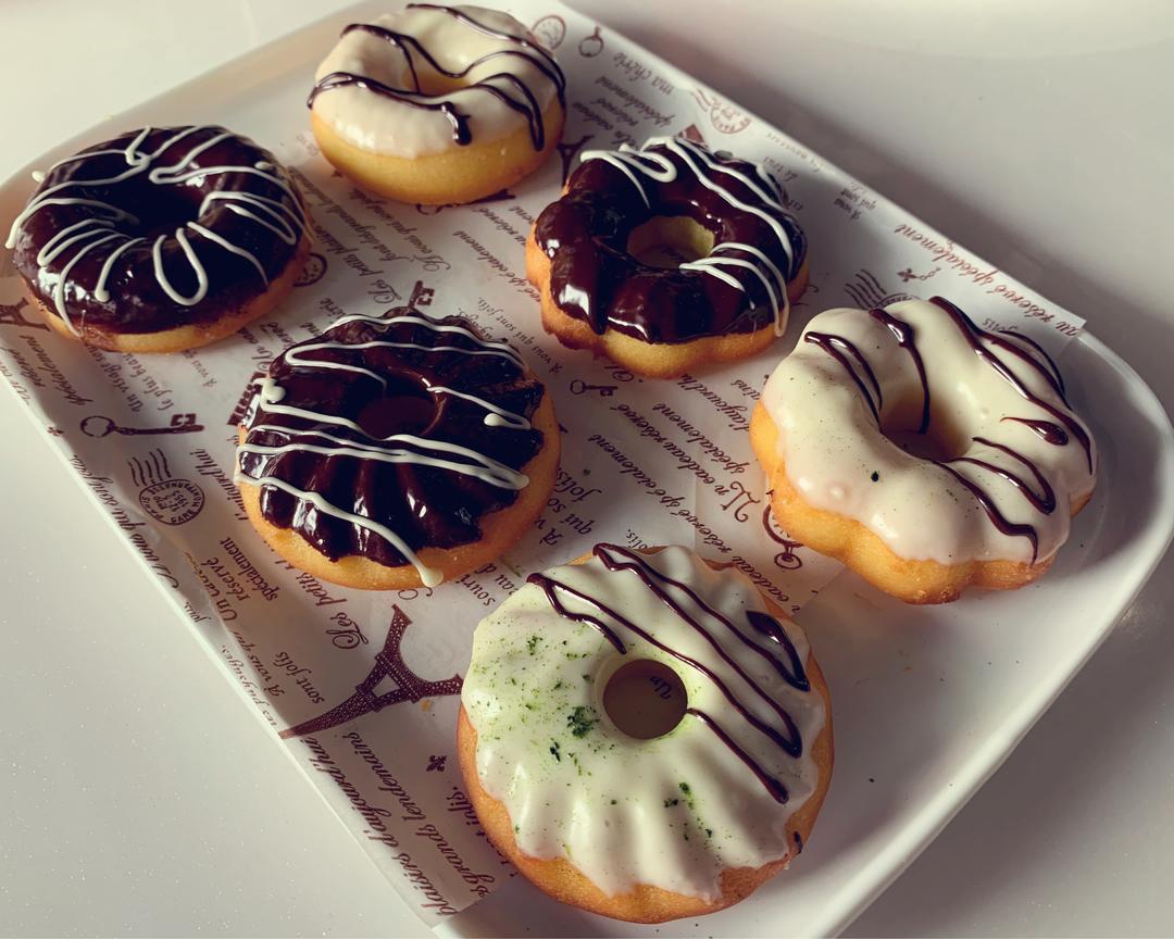 【甜甜圈蛋糕的做法步骤图,甜甜圈蛋糕怎么做好吃】西门子美食顾问_下