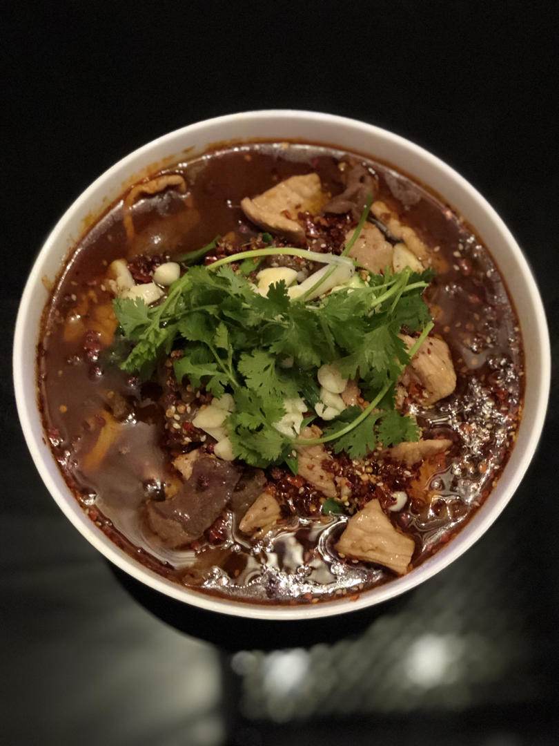 厨师长教你：“水煮肉片”的正宗做法，这味道真的很四川