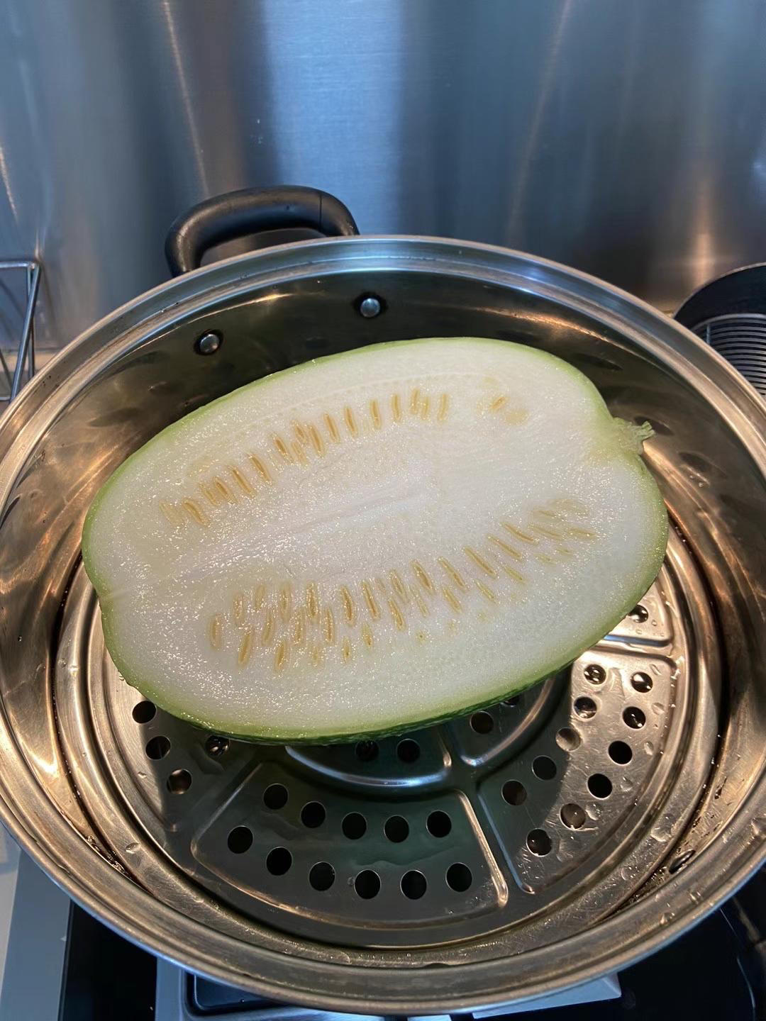 凉拌鱼翅瓜的做法 步骤2