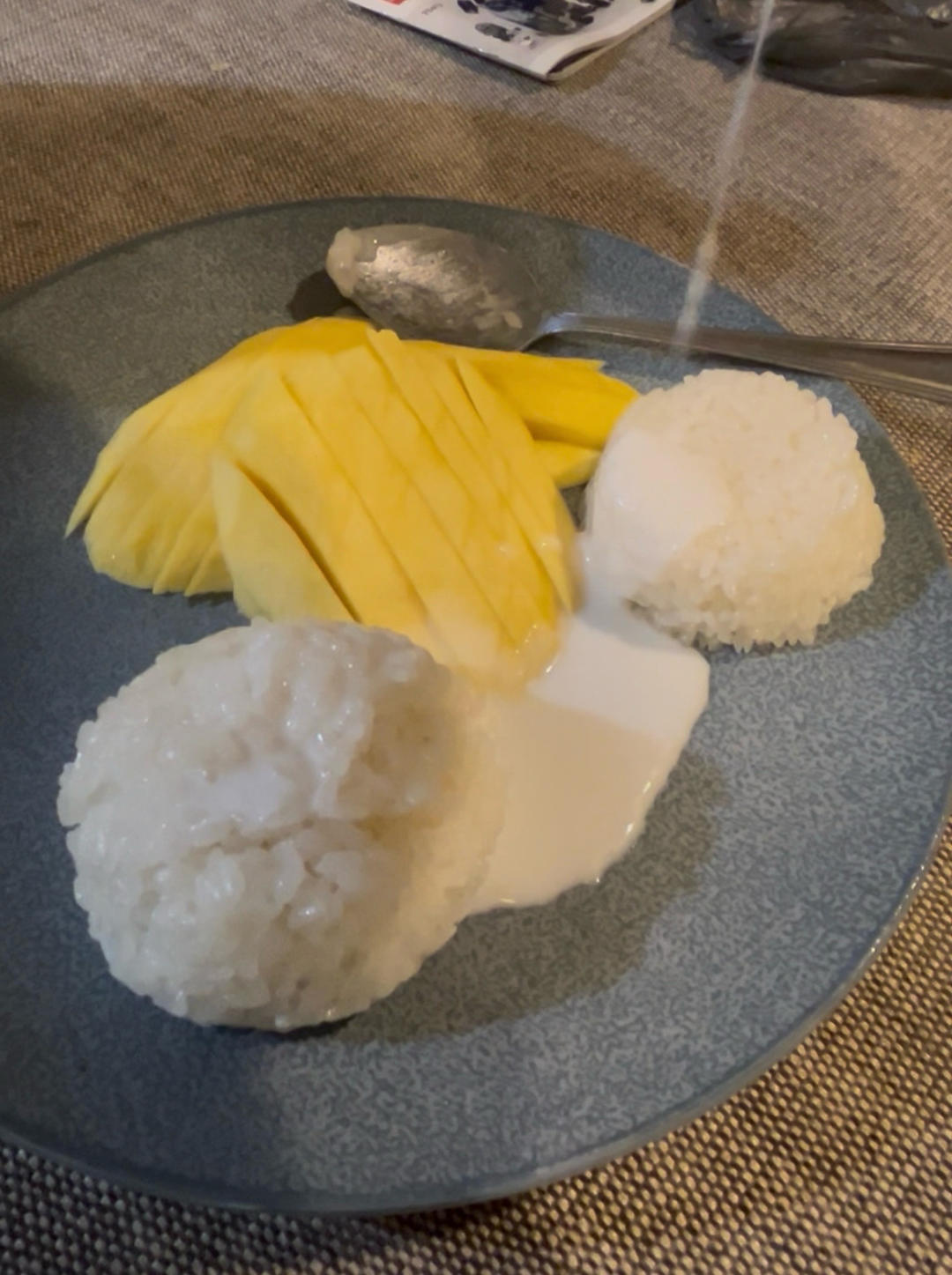 简单不输餐厅❗软糯香甜🥥椰汁芒果糯米饭