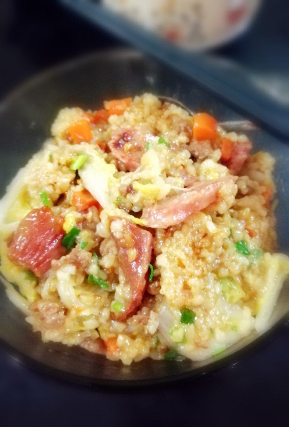 懒人必备～电饭煲腊肠焖饭