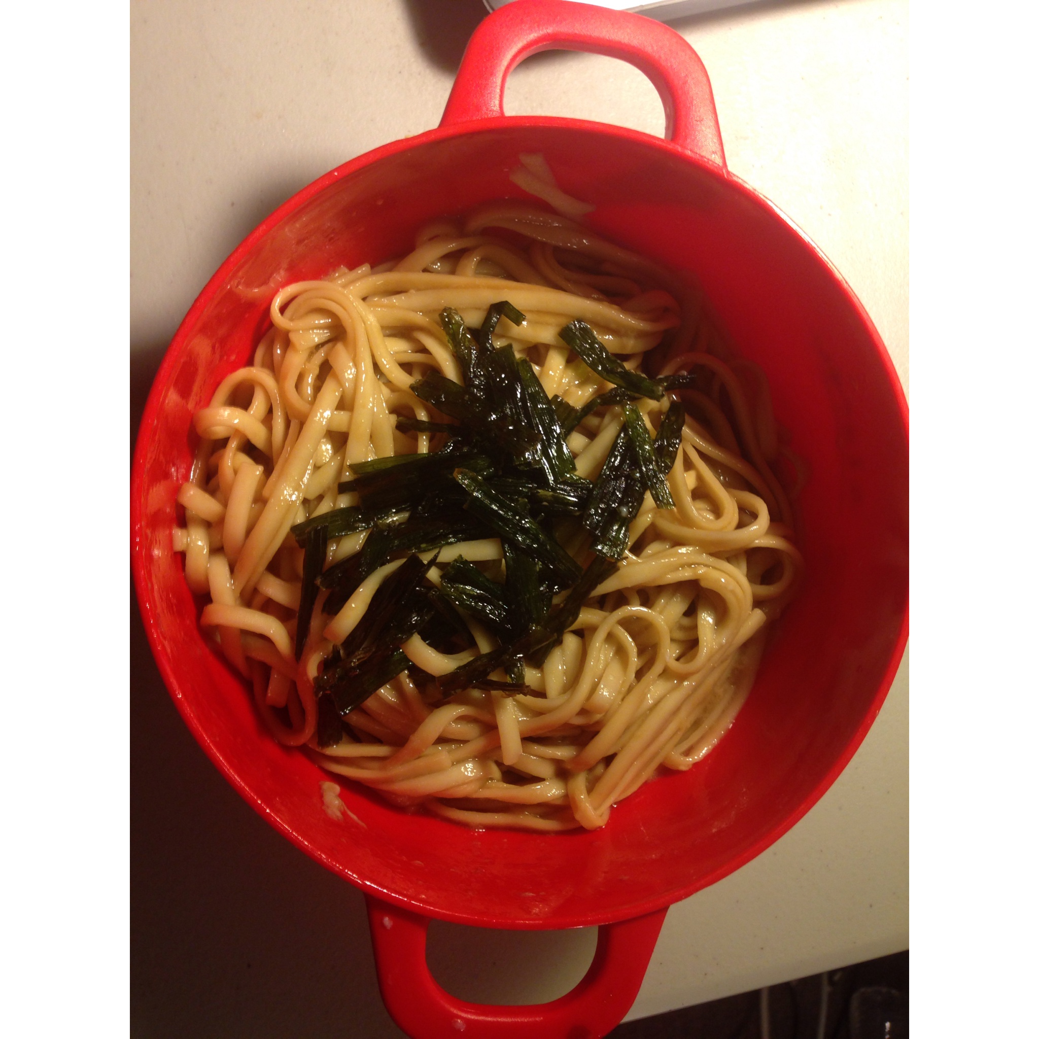 葱油拌面Spring Onion Noodles