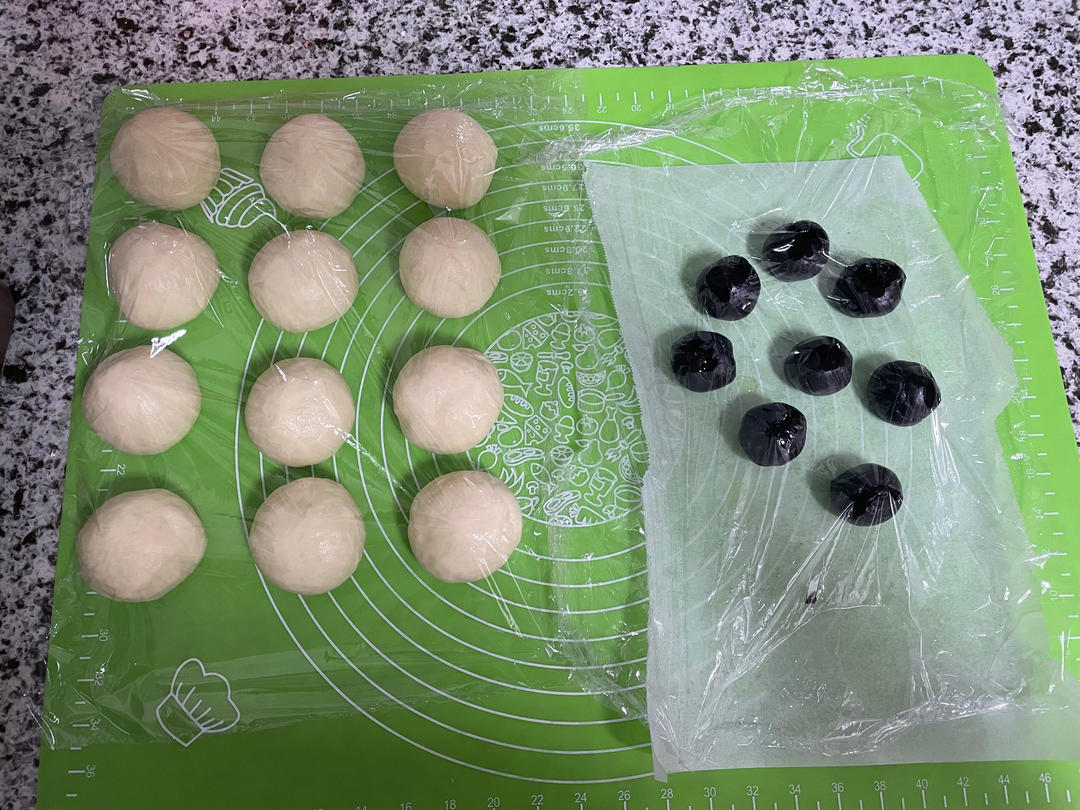 放3天也一样柔软的豆沙小餐包，好吃到哭