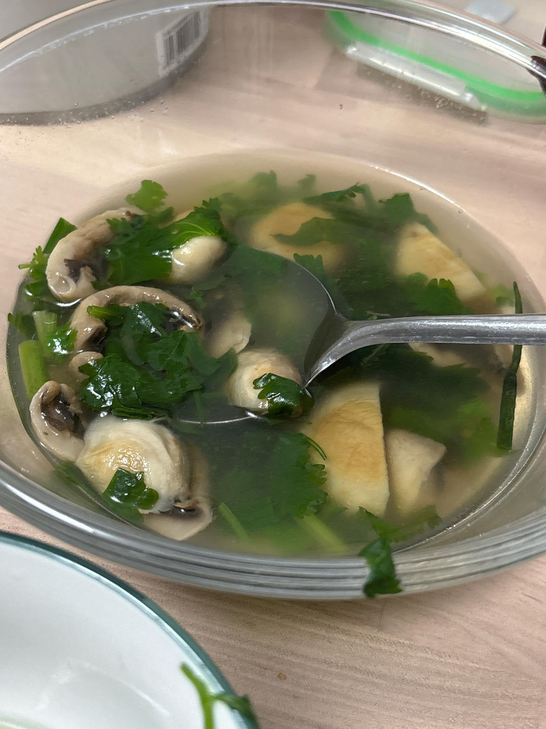 明明是素汤 却鲜得像鸡汤一样的「口蘑汤」