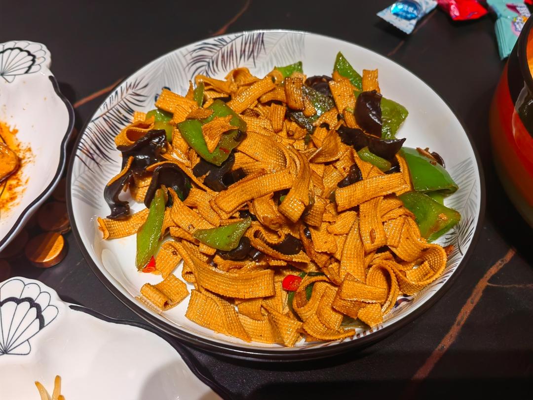 素炒豆腐皮