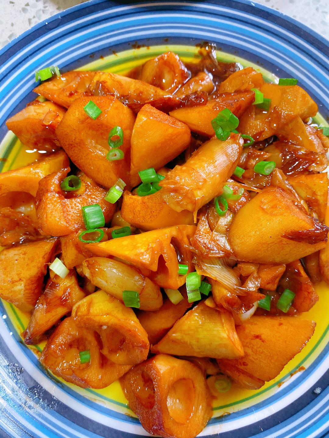 💥鲜嫩爽脆 咸鲜香甜💥👉👉油焖春笋👈👈的做法