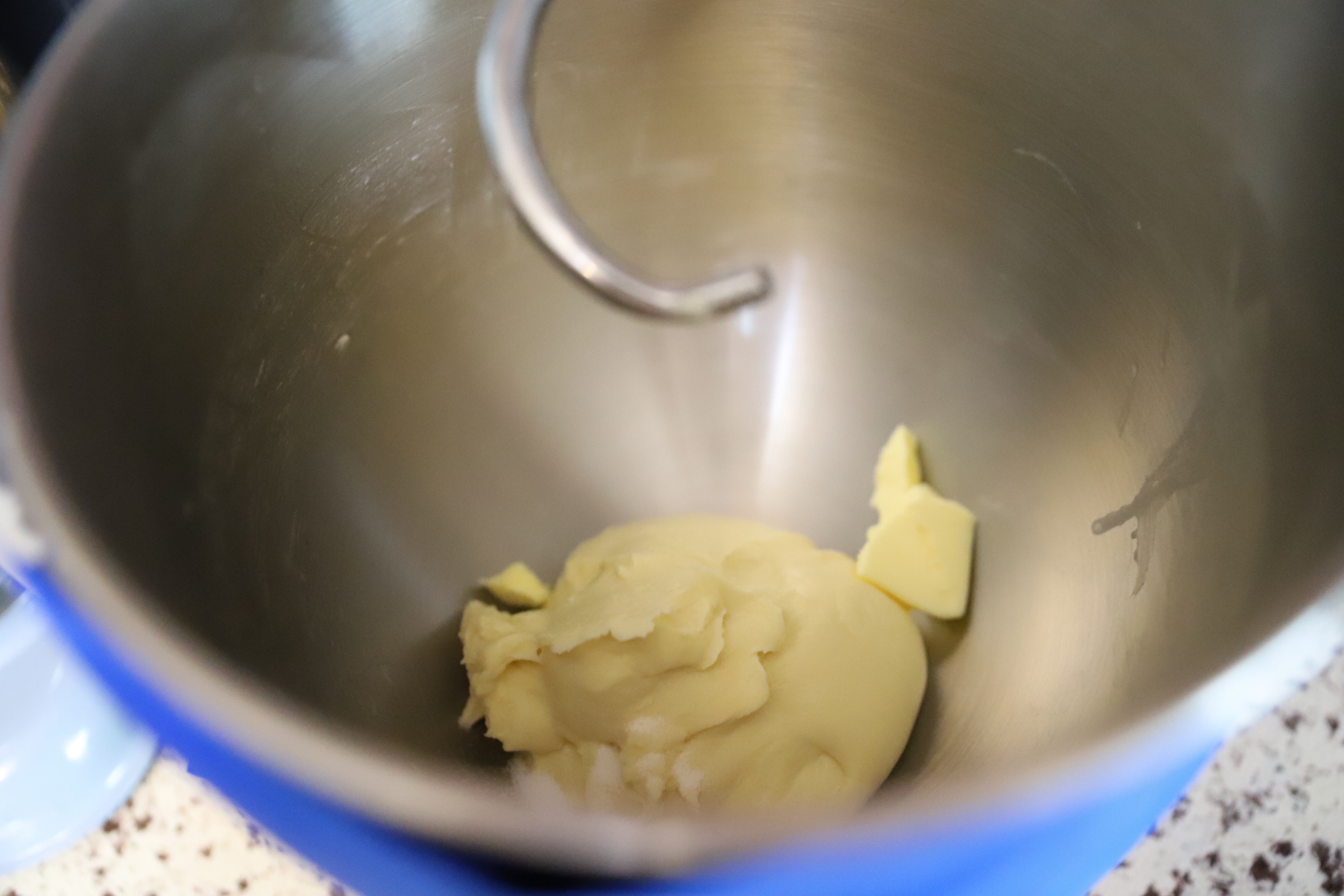 豆沙漩涡🌀吐司的做法 步骤4