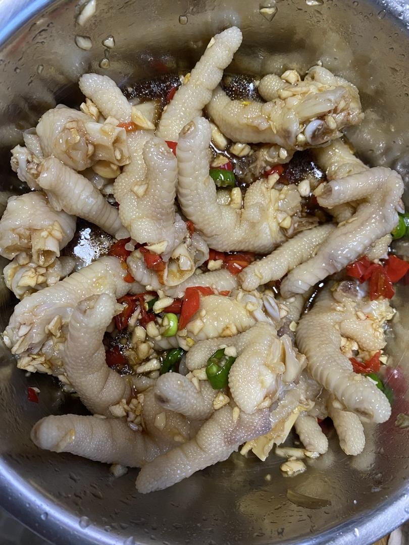 绝对不会后悔的酸辣鸡爪