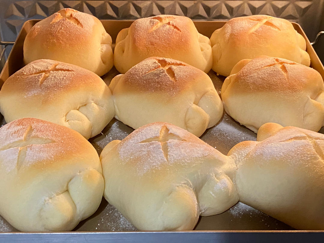 超软牛奶小面包