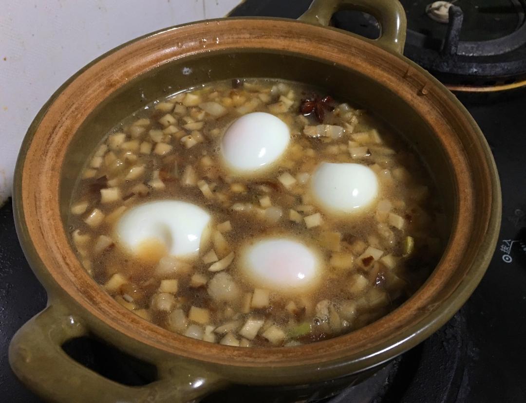 洋葱酥卤肉饭