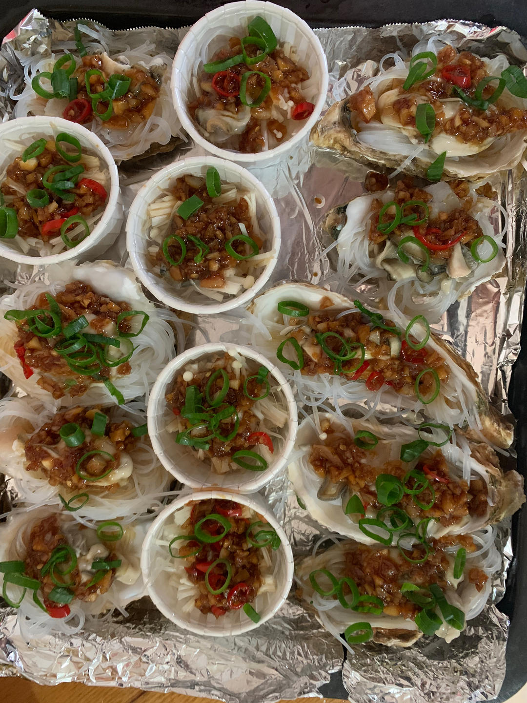 蒜蓉粉丝蒸生蚝