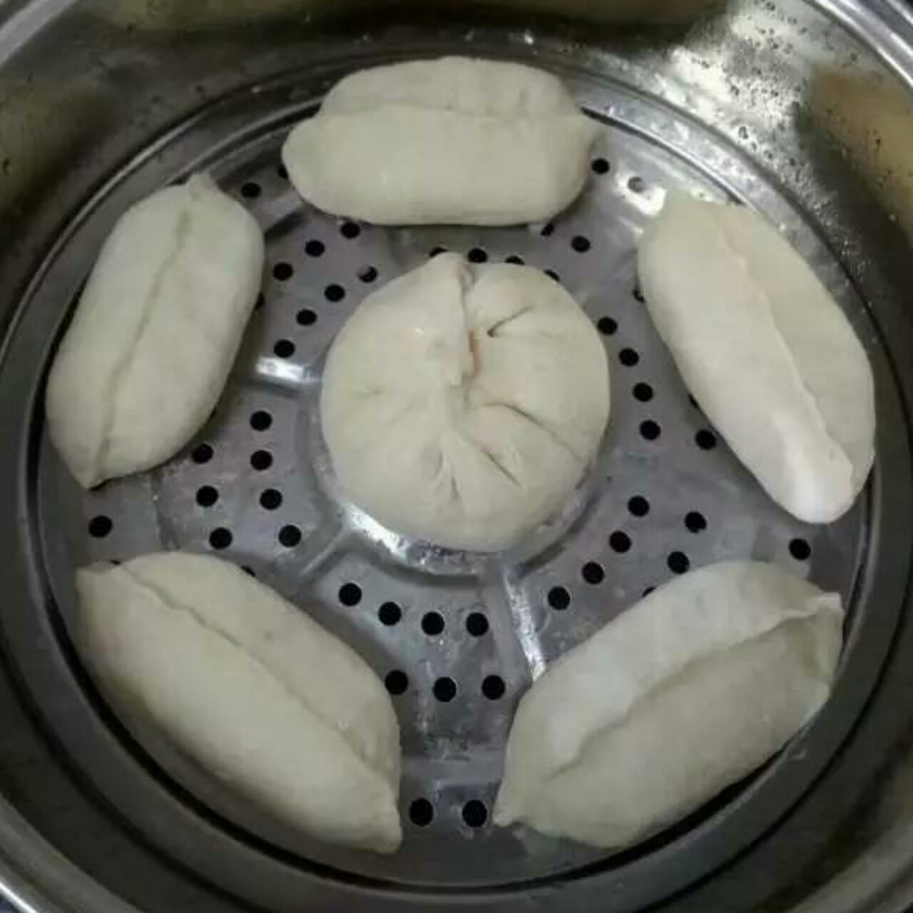 香菇酱肉包