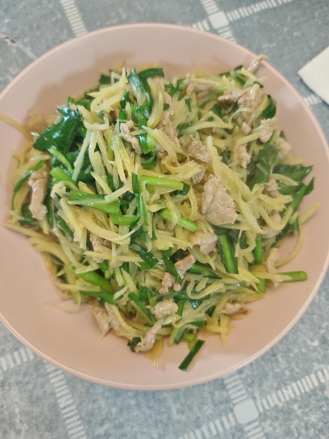 韭菜炒土豆丝