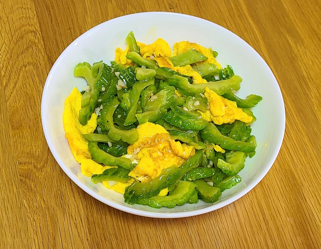 简单版苦瓜炒鸡蛋！