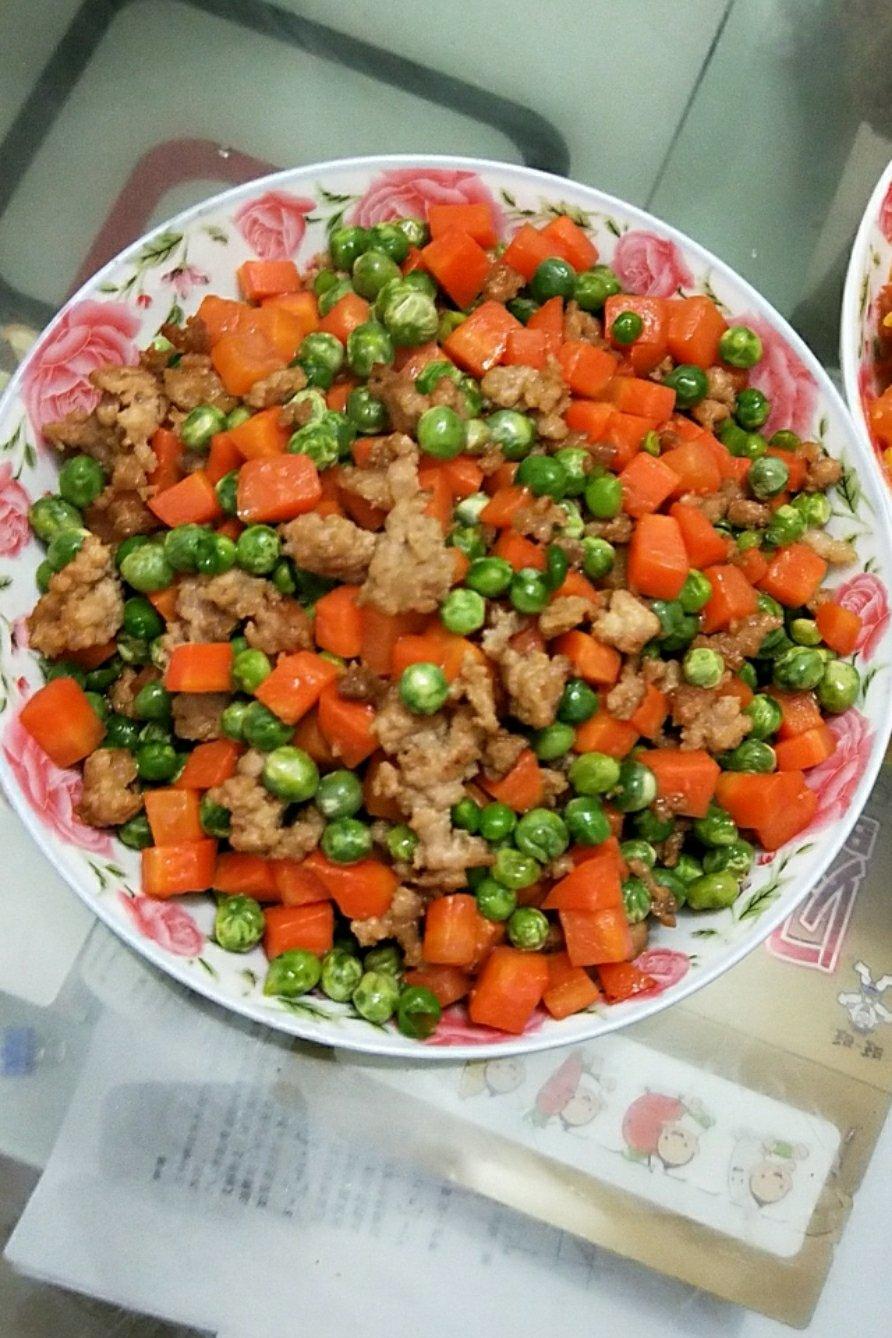 豌豆炒肉末