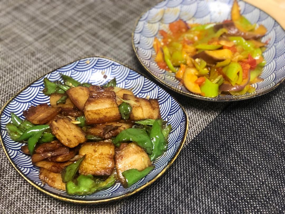 成都人家里的青椒回锅肉