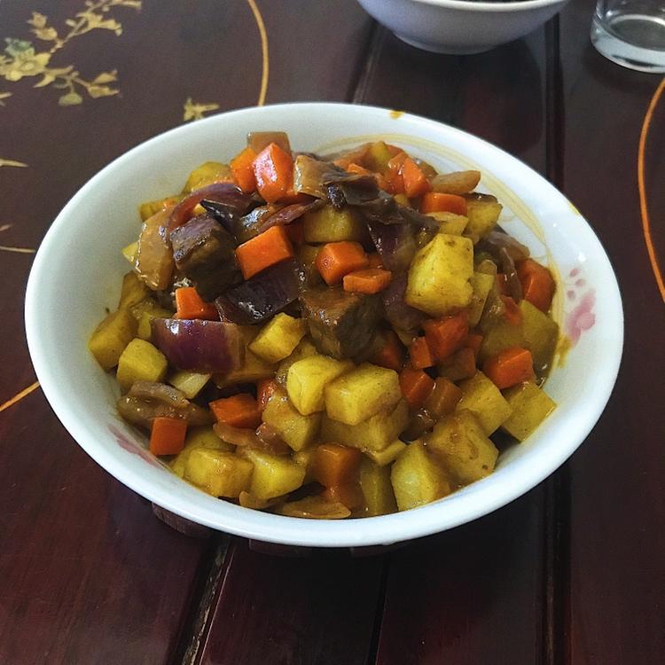 咖喱牛肉