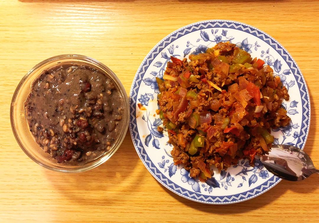 豆浆杂粮粥（别名：回归正轨粥）丨健康·三餐