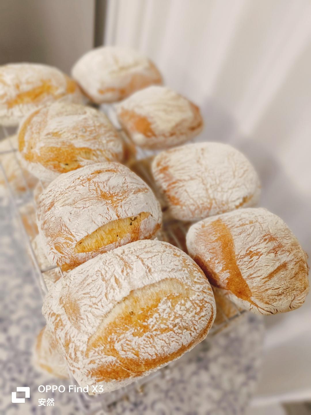 恰巴塔面包  Ciabatta