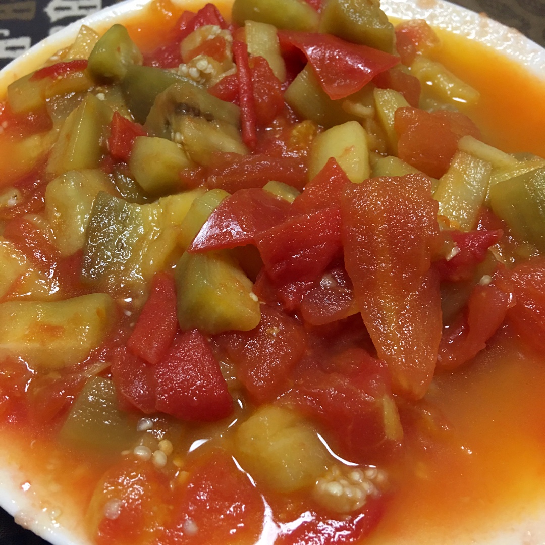 咪咻趴趴九零一做的西红柿炒茄子