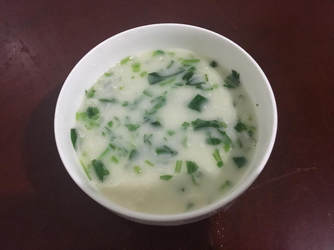 金牌鲫鱼汤青菜面