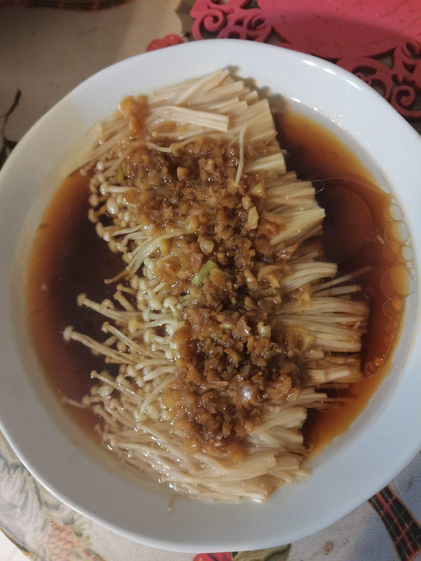 蒜蓉蒸金针菇