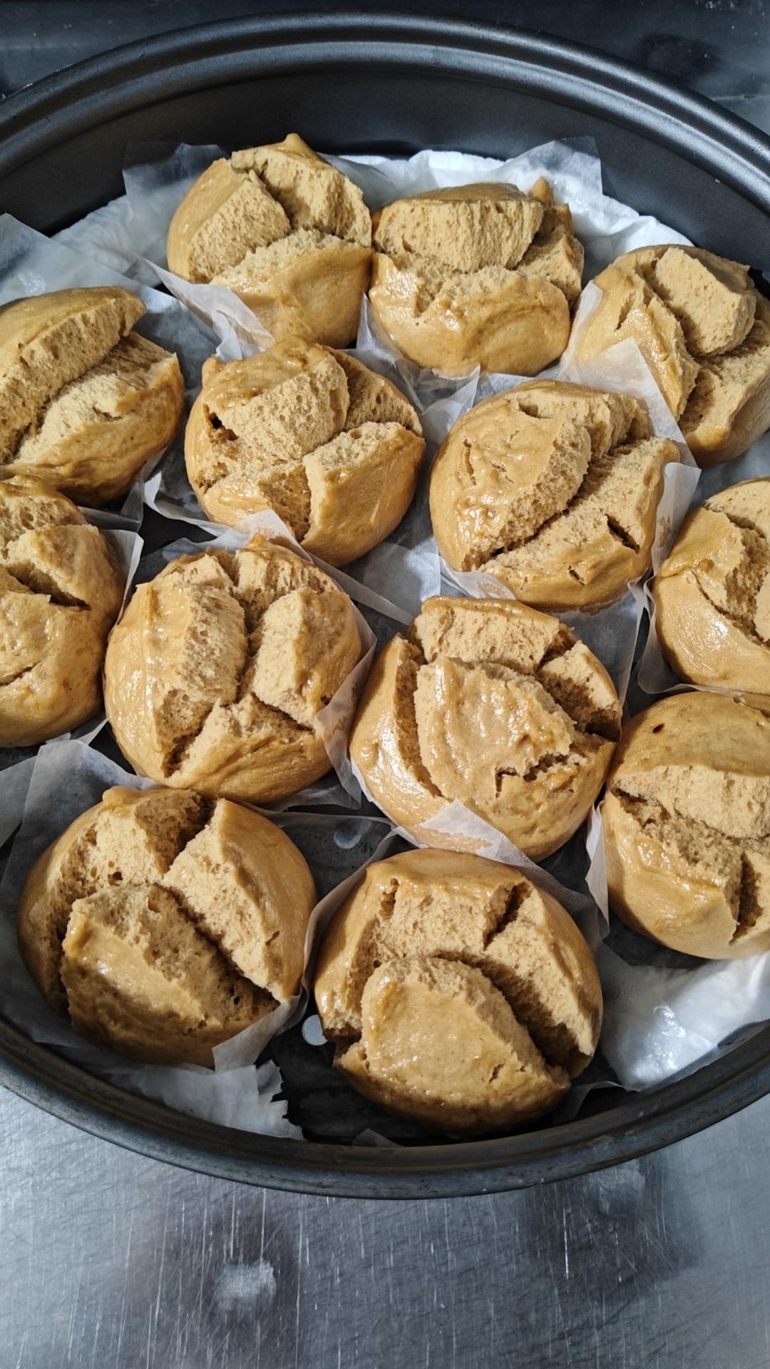 简单的红枣开花馒头