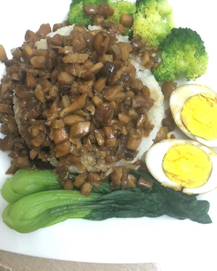 好吃到停不下来的卤肉饭