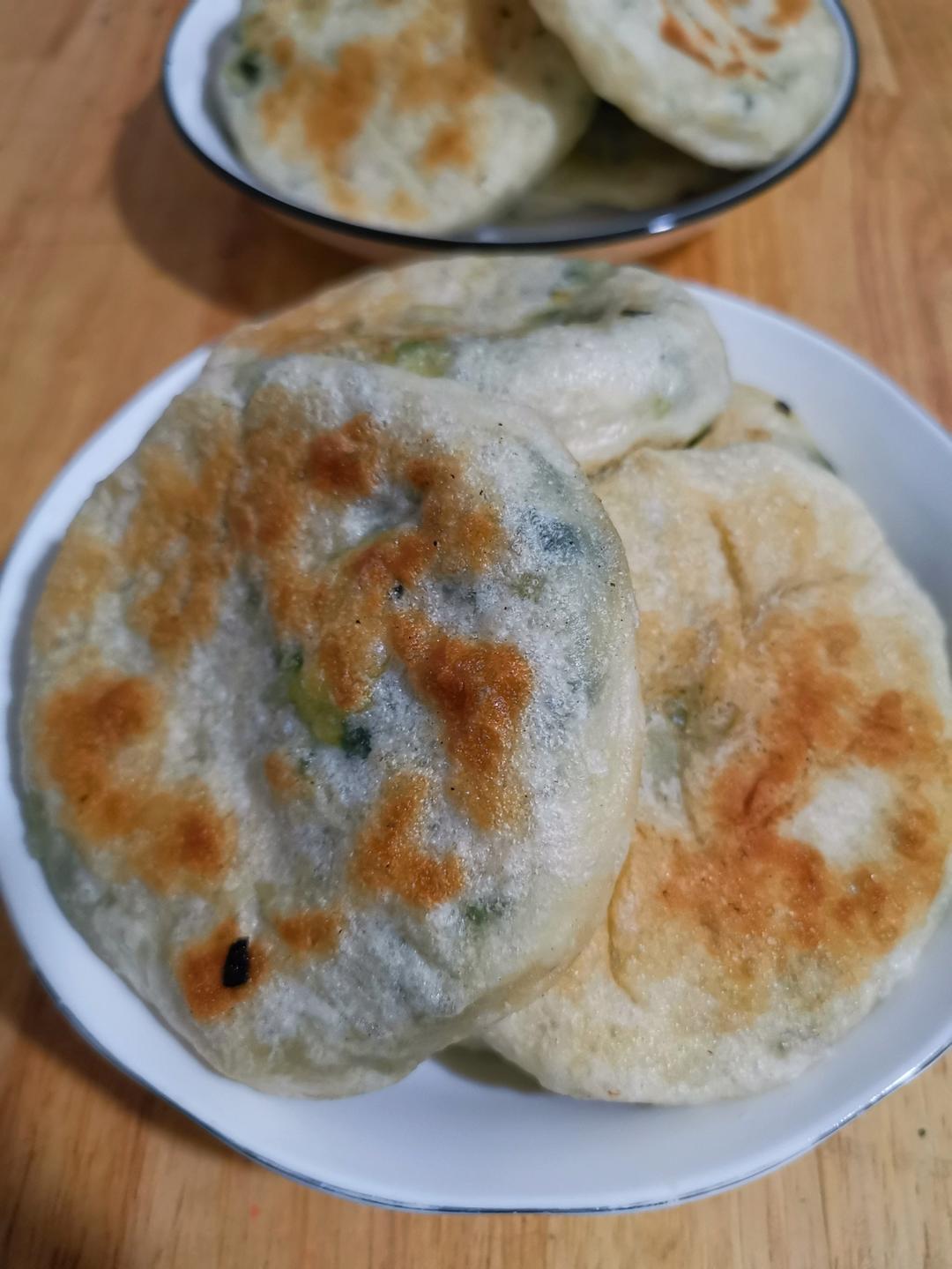 皮薄如纸的韭菜馅饼|免揉面法