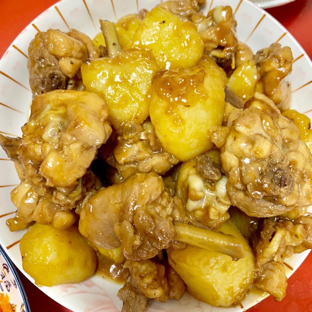 土豆焖鸡腿