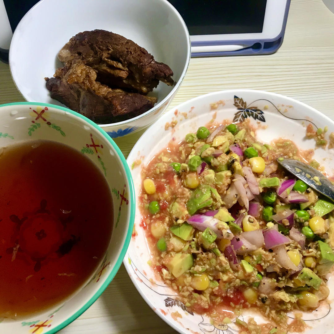 简易版Guacamole墨西哥牛油果沙拉